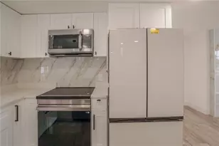 985 Liberty St, Englewood, FL 34223 - Photo 9