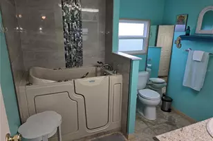 6 S Botany Bay Cir, Englewood, FL 34223 - Photo 19