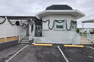 6 S Botany Bay Cir, Englewood, FL 34223 - Photo 27