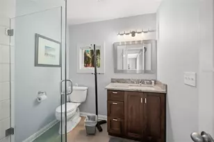 3331 Old Oak Dr, Sarasota, FL 34239 - Photo 27