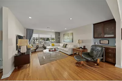 3331 Old Oak Drive, Sarasota, FL 34239 - Photo 9