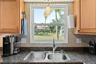 20 Stratford Rd, Englewood, FL 34223 - Photo 9