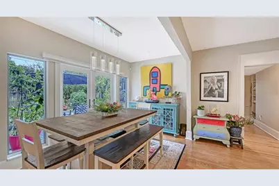 3615 Flores Avenue, Sarasota, FL 34239 - Photo 13