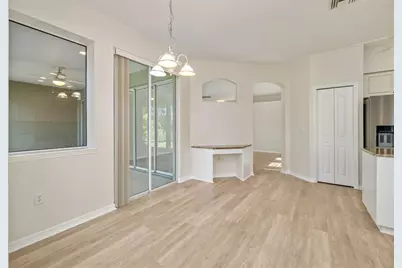 5166 Magnolia Pond Drive, Sarasota, FL 34233 - Photo 19