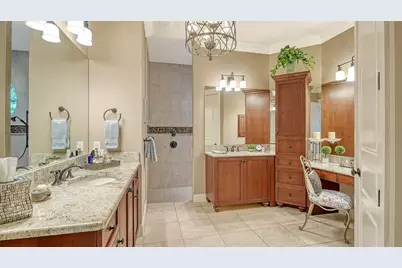 1732 Cunliff Lane, Sarasota, FL 34239 - Photo 19