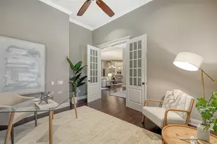 1732 Cunliff Ln, Sarasota, FL 34239 - Photo 17