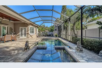 1732 Cunliff Lane, Sarasota, FL 34239 - Photo 9