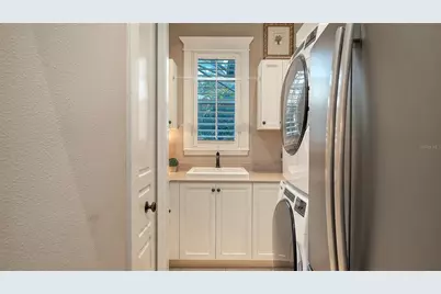 1732 Cunliff Lane, Sarasota, FL 34239 - Photo 29