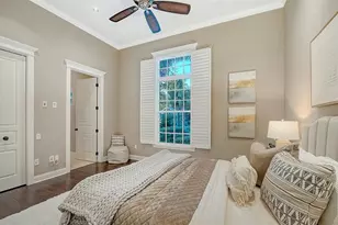 1732 Cunliff Ln, Sarasota, FL 34239 - Photo 33