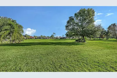 10084 Cherry Hills Ave Cir, Bradenton, FL 34202 - Photo 11