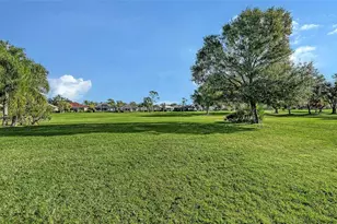 10084 Cherry Hills Ave Cir, Bradenton, FL 34202 - Photo 11