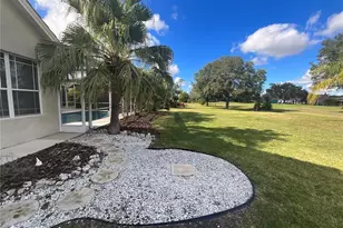 10084 Cherry Hills Ave Cir, Bradenton, FL 34202 - Photo 9