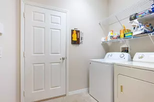 4127 Cascade Falls Dr, Sarasota, FL 34243 - Photo 31