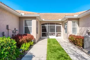 4127 Cascade Falls Dr, Sarasota, FL 34243 - Photo 5