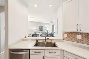 4127 Cascade Falls Dr, Sarasota, FL 34243 - Photo 13