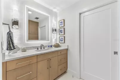 1750 Benjamin Franklin Drive #1D, Sarasota, FL 34236 - Photo 33