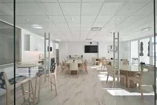 1750 Benjamin Franklin Dr, Sarasota, FL 34236 - Photo 51