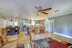 1012 66th St E, Bradenton, FL 34208 - Photo 7