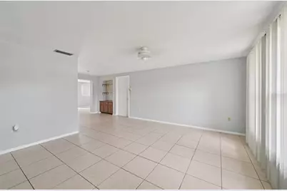 580 Skylark Lane NW, Port Charlotte, FL 33952 - Photo 5