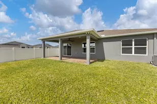 7335 34th Ct E, Sarasota, FL 34243 - Photo 25