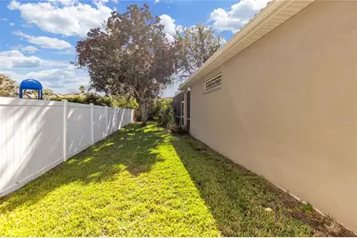 5723 Eastwind Drive, Sarasota, FL 34233 - Photo 17