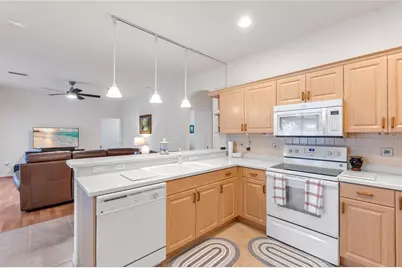 5723 Eastwind Drive, Sarasota, FL 34233 - Photo 11