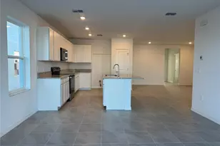 9026 Optimist Wy, Palmetto, FL 34221 - Photo 3