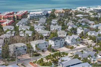 6201 Holmes Boulevard, Holmes Beach, FL 34217 - Photo 3