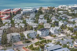 6201 Holmes Blvd, Holmes Beach, FL 34217 - Photo 3