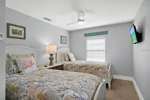 6201 Holmes Blvd, Holmes Beach, FL 34217 - Photo 25