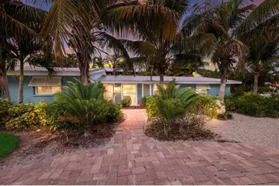 6201 Holmes Boulevard, Holmes Beach, FL 34217 - Photo 37