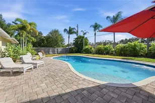 2651 Leafy Ln, Sarasota, FL 34239 - Photo 29