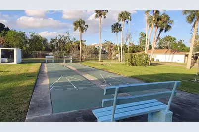 4924 Live Oak Circle #115, Bradenton, FL 34207 - Photo 21