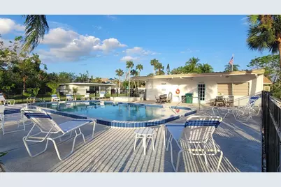 4924 Live Oak Circle #115, Bradenton, FL 34207 - Photo 23