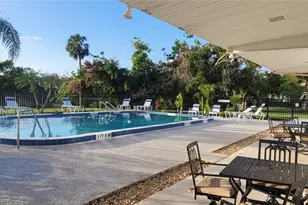 4924 Live Oak Cir, Bradenton, FL 34207 - Photo 15