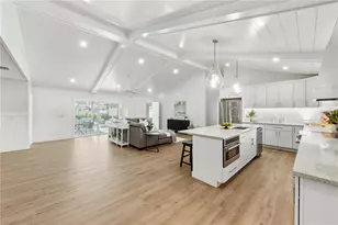 6911 9th Ave NW, Bradenton, FL 34209 - Photo 9