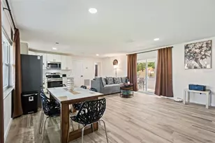 3015 Vinson Ave, Sarasota, FL 34232 - Photo 13