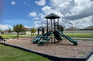 837 Chatham Walk Dr, Ruskin, FL 33570 - Photo 7