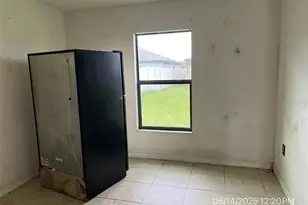 837 Chatham Walk Dr, Ruskin, FL 33570 - Photo 3