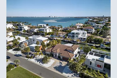562 Ranger Lane, Longboat Key, FL 34228 - Photo 3