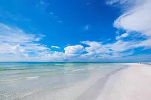 1336 Benjamin Franklin Dr, Sarasota, FL 34236 - Photo 33