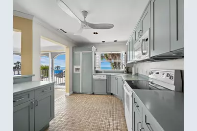 1336 Benjamin Franklin Drive #2A, Sarasota, FL 34236 - Photo 11