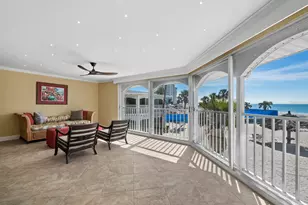 1336 Benjamin Franklin Dr, Sarasota, FL 34236 - Photo 3