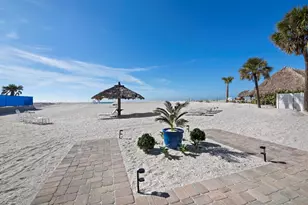 1336 Benjamin Franklin Dr, Sarasota, FL 34236 - Photo 23