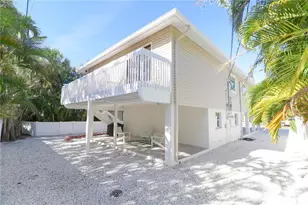 213 71st St, Holmes Beach, FL 34217 - Photo 3