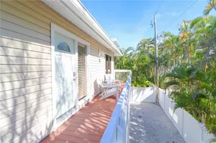213 71st St, Holmes Beach, FL 34217 - Photo 27