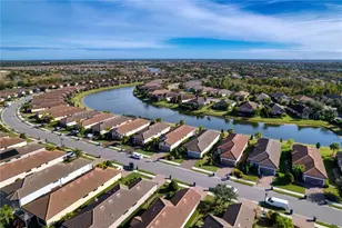 10114 Highland Park Pl, Palmetto, FL 34221 - Photo 5