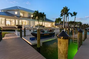 259 Robin Dr, Sarasota, FL 34236 - Photo 85