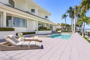 259 Robin Dr, Sarasota, FL 34236 - Photo 49