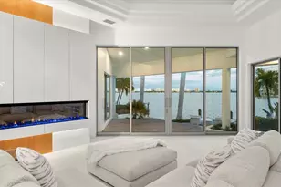 259 Robin Dr, Sarasota, FL 34236 - Photo 81